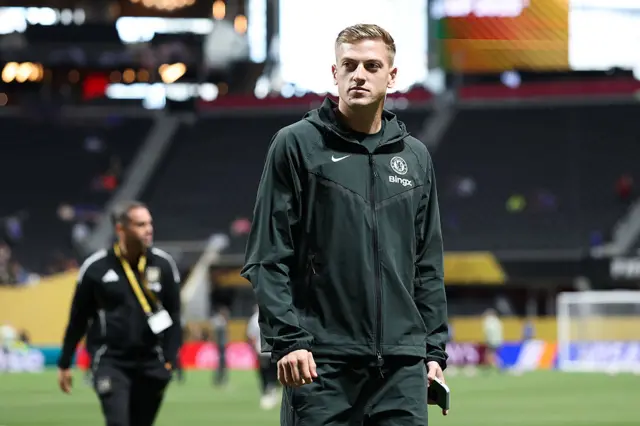 Liam Delap strolls around Mercedes Benz Arena