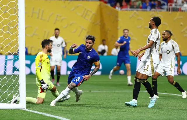 Fernandez wheels away to celebrate after scoring Chelsea's second goal
