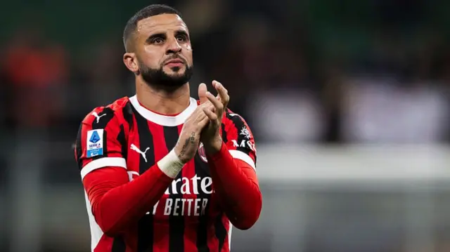 Kyle Walker of AC Milan applauds