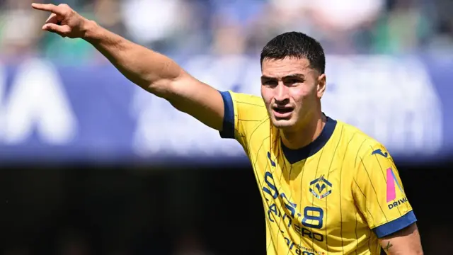 Diego Coppola of Hellas Verona reacts