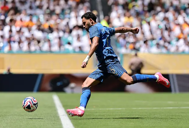 Renan Lodi of Al Hilal controls the ball