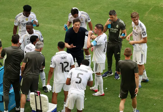 Xabi Alonso, Head Coach of Real Madrid C. F., speaks to his players