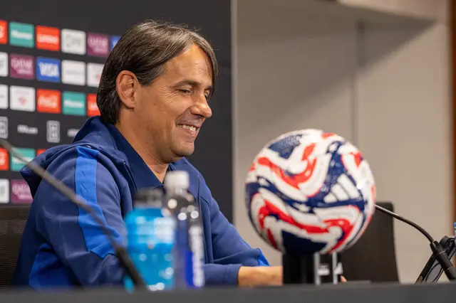 Simone Inzaghi smiling