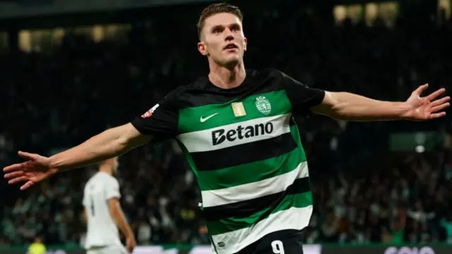Viktor Gyokeres of Sporting CP celebrates after scoring
