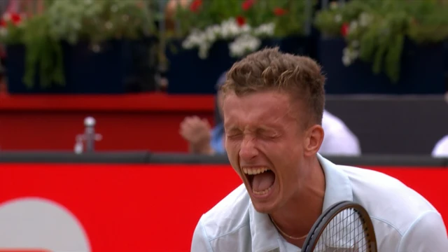 Lehecka celebrates victory screaming with eyes closed
