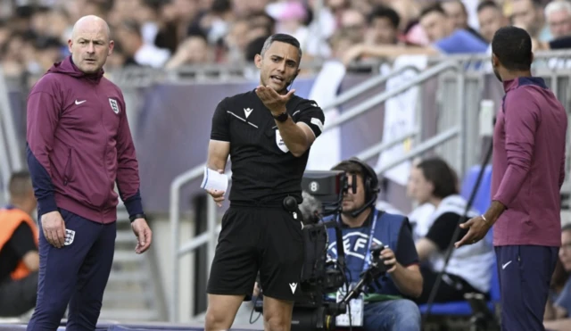 ngland manager Lee Carsley and assistant coach Ashley Cole remonstrate with referee Vasilis Fotias