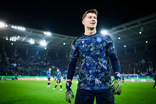 Max Weiss