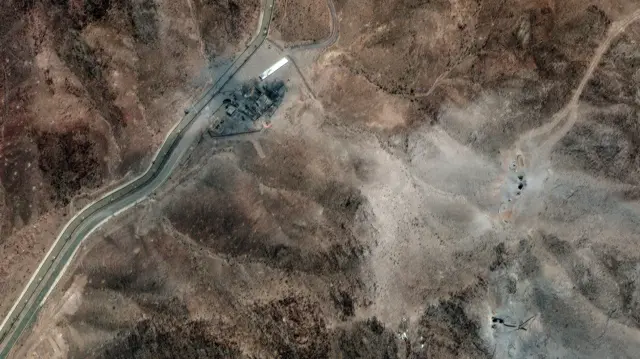 Alt tag: A satellite image shows airstrike damage at the Natanz Enrichment Facility, following US and Israeli strikes