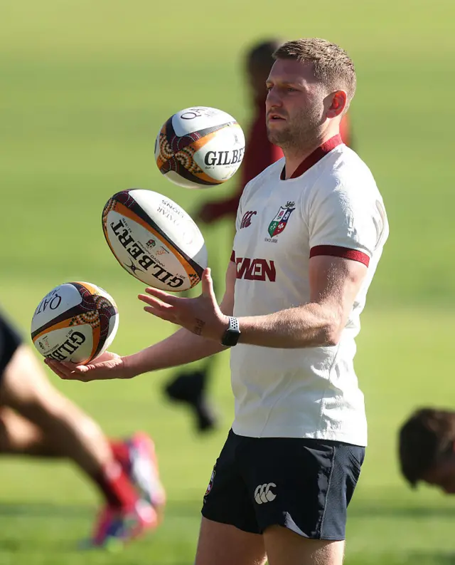 Finn Russell