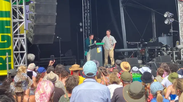 Andrew Scott and Benedict Cumberbatch on stage