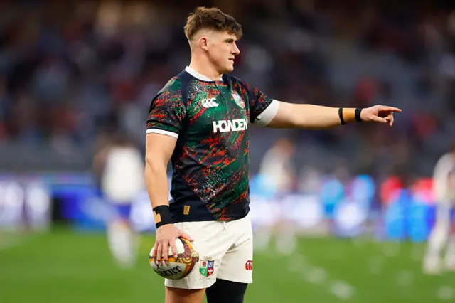 Dan Sheehan of the British Lions warms up