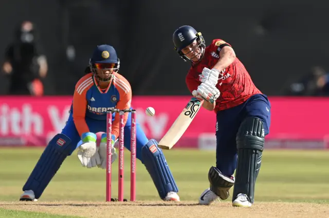 Nat Sciver-Brunt plays a shot