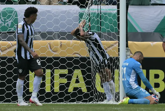 Vitinho reacts after missing a chance