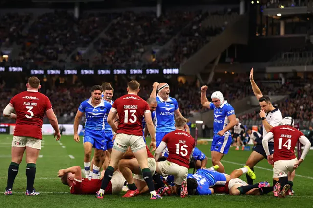 The Force celebrate a try by Nic White