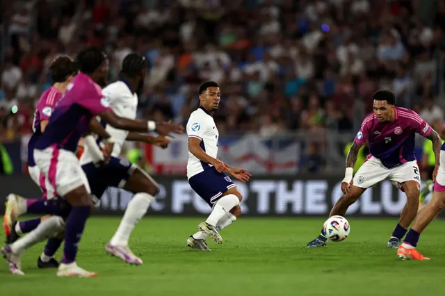 Nwaneri plays a pass forward