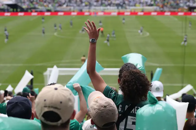 Palmeiras fans continue to sing and support the team