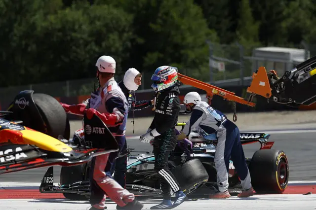 Kimi Antonelli walks away from his Mercedes