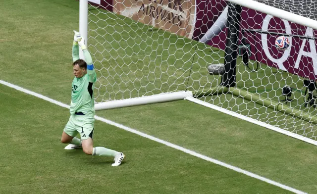 Manuel Neuer concedes from Gerson
