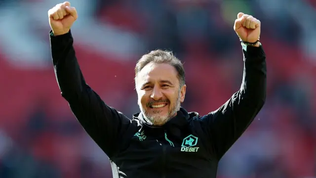 Vitor Pereira, Manager of Wolverhampton Wanderers, celebrates victory