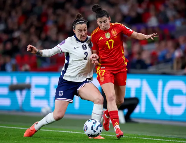 Lucy Bronze of England and Lucia Garcia