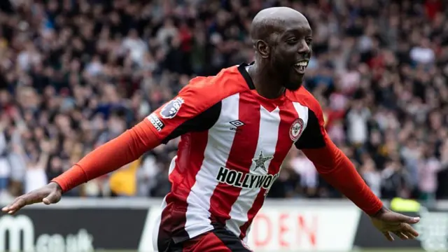 Brentford's Yoane Wissa celebrates scoring