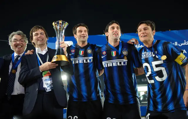 Owner Massimo Moratti, vice-president Angelomario Moratti, Cristian Chivu, Diego Milito and Javier Zanetti of FC Internazionale Milano with the FIFA Club World Cup trophy