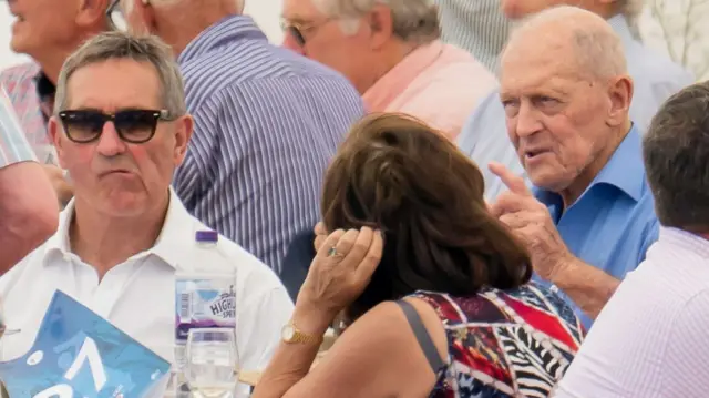 Graham Gooch and Geoffrey Boycott