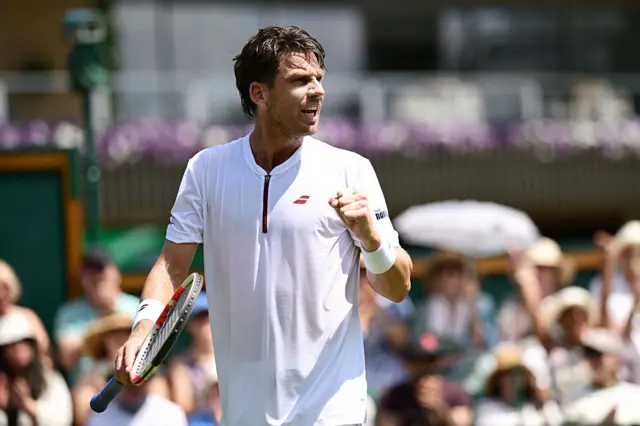 Cameron Norrie celebrates at Wimbledon