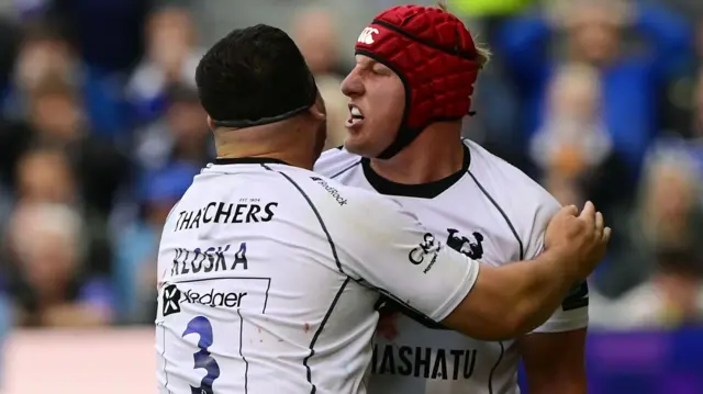 Bristol celebrate try