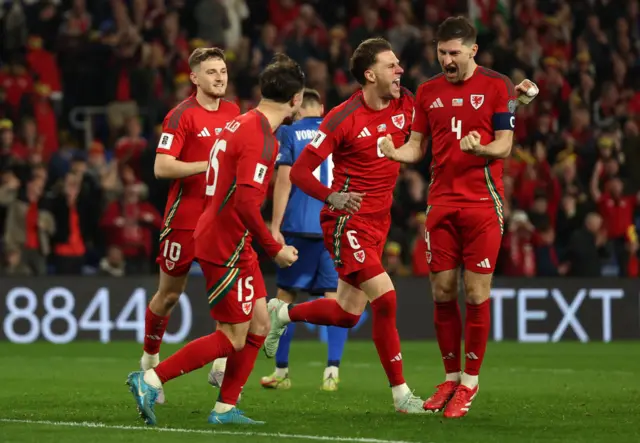 Wales celebrate after Ben Davies' goal against Kazakhstan