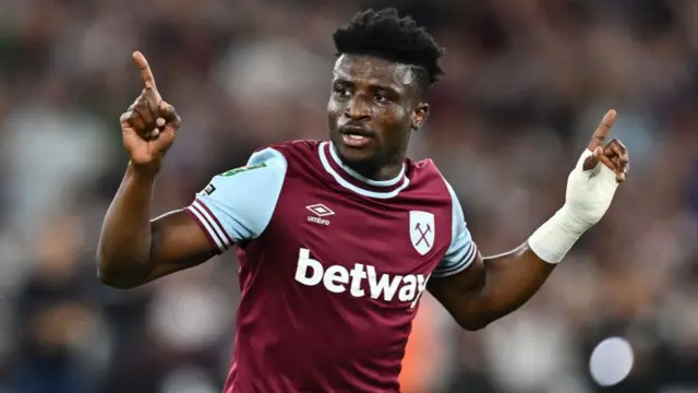 Mohammed Kudus of West Ham United celebrates