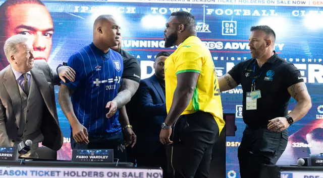 Fabio Wardley and Jarrell Miller facing off