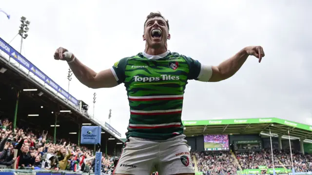 Try Celebrations for Adam Radwan of Leicester Tigers