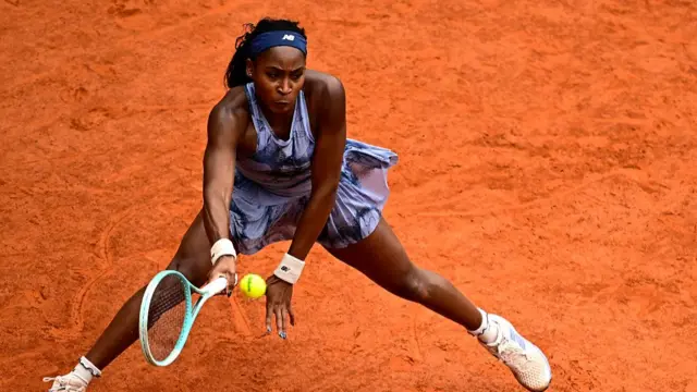 Coco Gauff plays a forehand slice