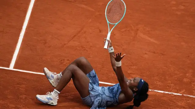 Coco Gauff celebrates after winning the match