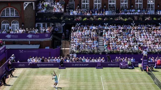 Queen's Club