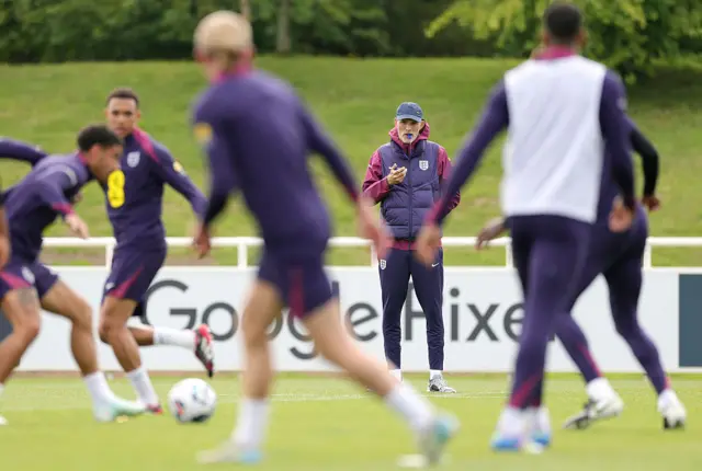 Tommy Tuchel blowing his whistle