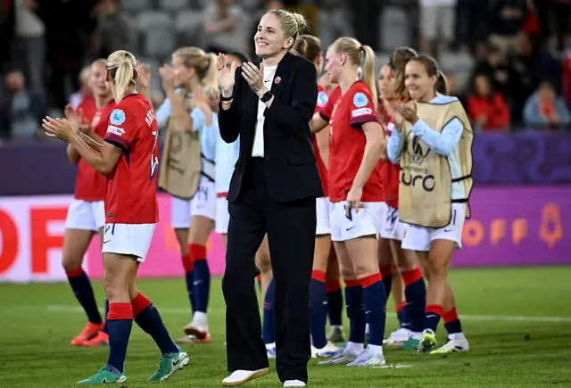 Gemma Grainger claps the Norway fans