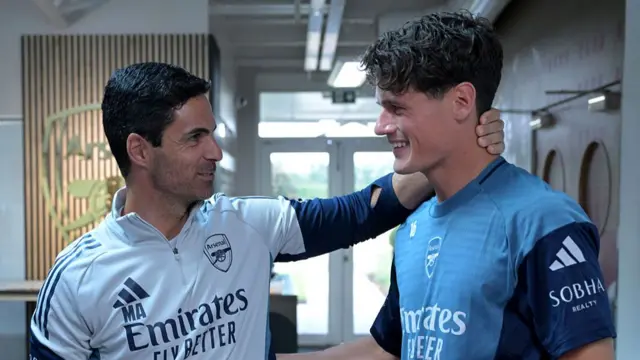 Mikel Arteta and Christian Norgaard