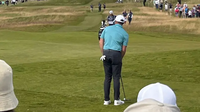 McIlroy over a putt