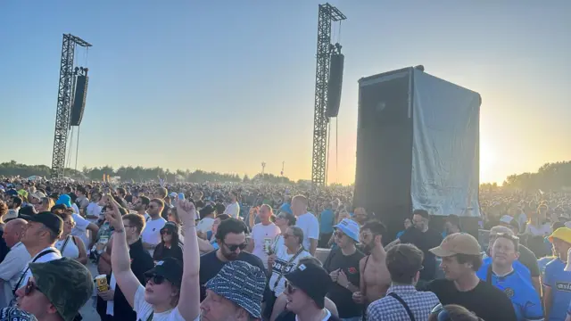 A wide shot of the crowd.