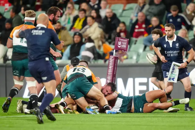 kelleher scores a try