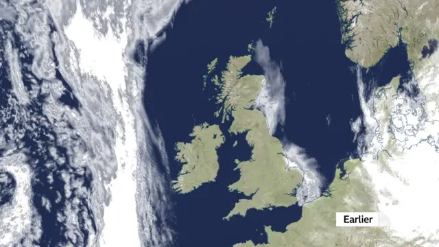 BBC weather graphic showing sea fog along the coastal areas of the UK.