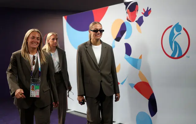 Swedish players arrive