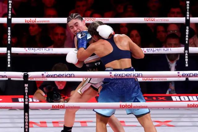 Ellie Scotney vs. Yamileth Mercado