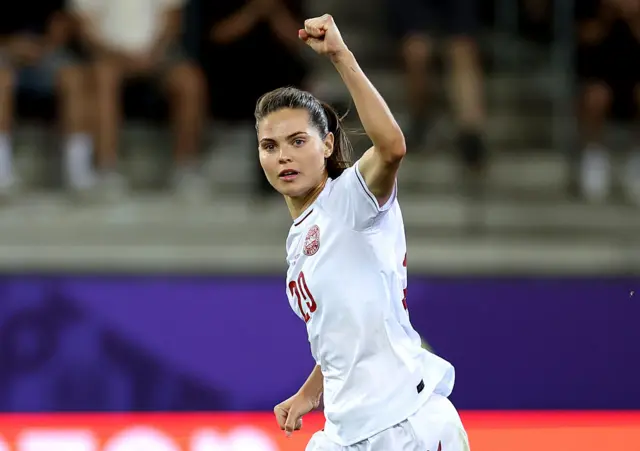 Signe Bruun celebrates