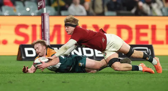 Pollock scores a try