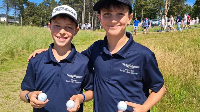 Two young fans at Scottish Open