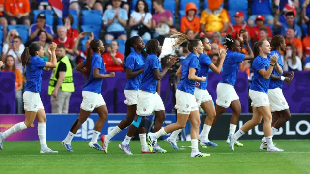 French team warming up