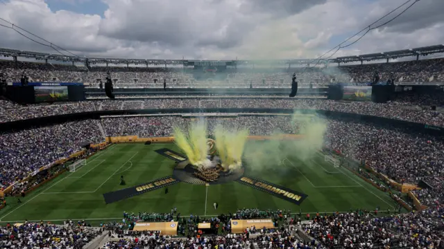 General view of the MetLife Stadium before the game between Chelsea and PSG